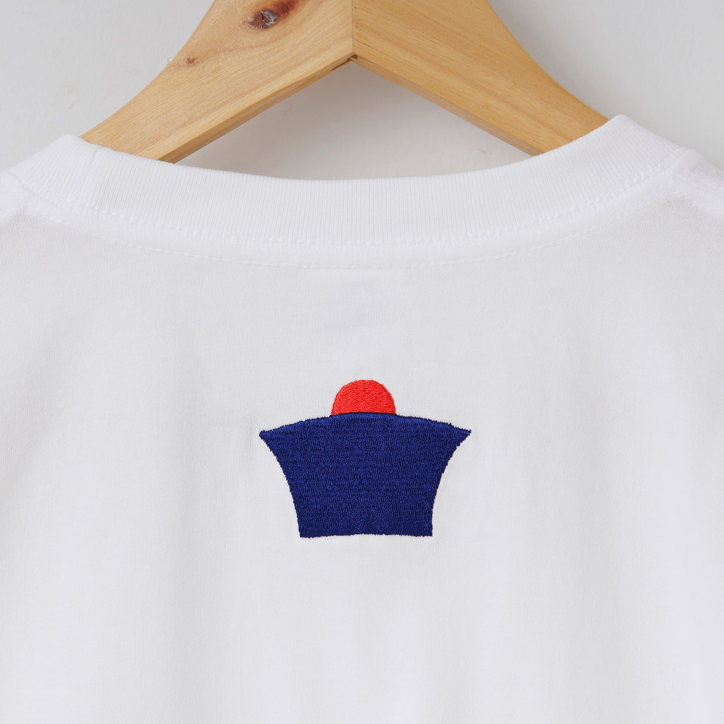 Tシャツ（漁師は歌う/白）